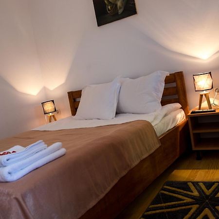 Casa Arbo Ξενοδοχείο Călimăneşti Εξωτερικό φωτογραφία