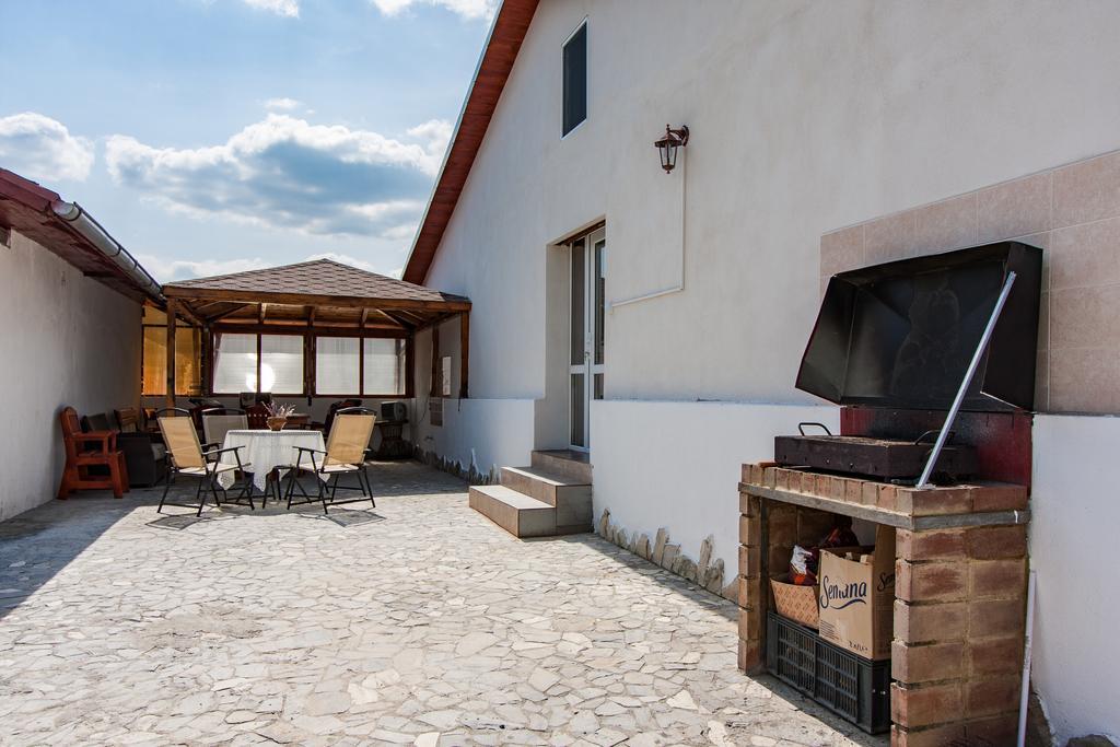 Casa Arbo Ξενοδοχείο Călimăneşti Εξωτερικό φωτογραφία