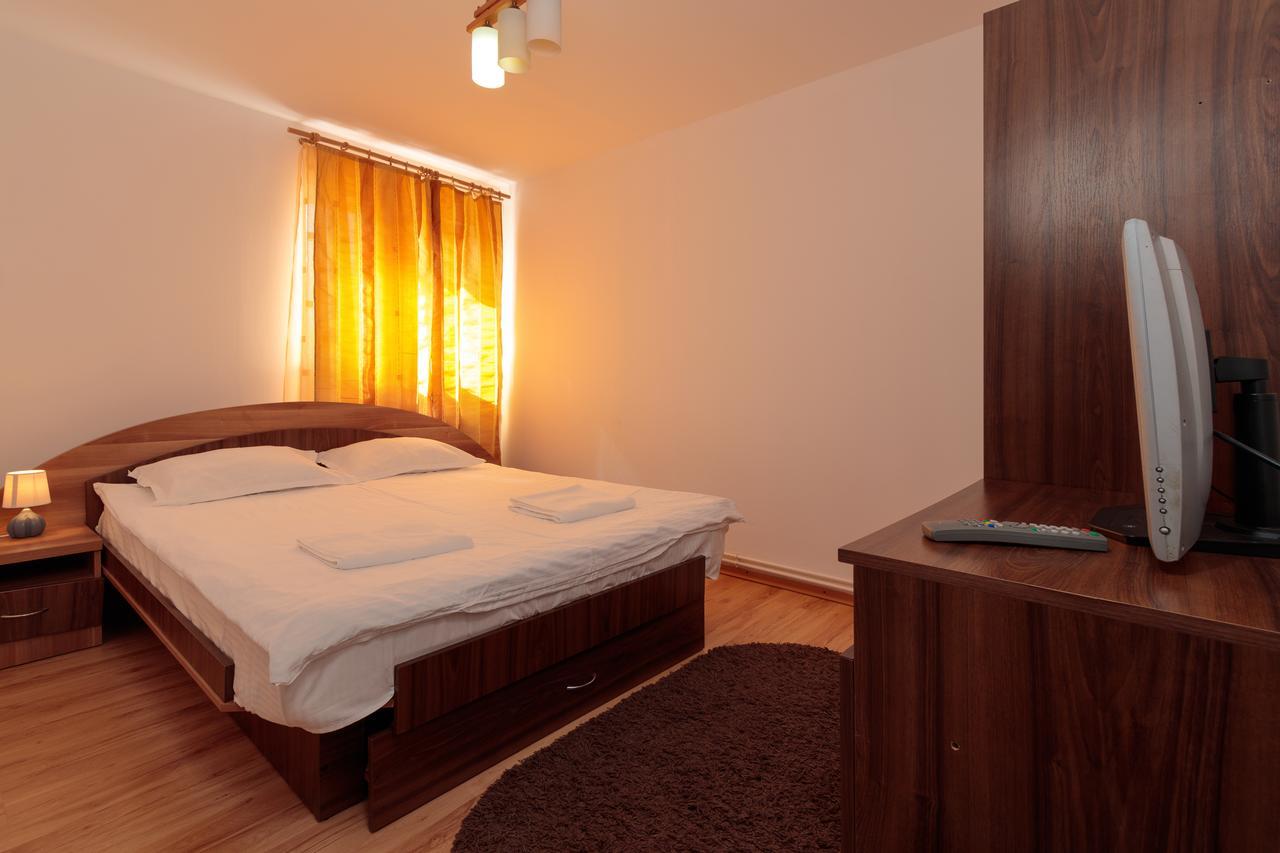 Casa Arbo Ξενοδοχείο Călimăneşti Εξωτερικό φωτογραφία